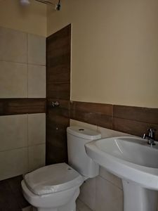 Vendo duplex de 2 y 3 dormitorios en Luque zona curva Romero
