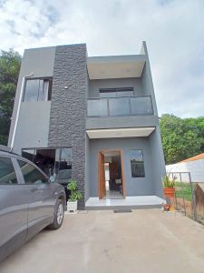 Vendo duplex de 4 dormitorios, Luque zona Cuarto Barrio Palma Loma