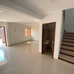 Vendo duplex en Lambare