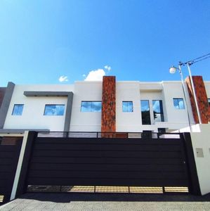 VENDO DUPLEX EN LUQUE BARRIO MORA CUE COD 1775