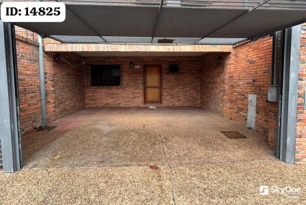 VENDO DUPLEX EN SAJONIA