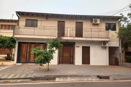 VENDO EDIFICIO EN LAMBARE CON RENTA ACTIVA