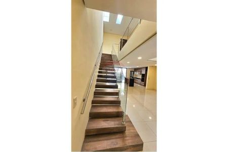 Vendo elegante y sofisticado dúplex zona Conmebol!!! Imagem 10 de 23