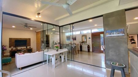 VENDO HERMOSA CASA DE 2 DORMITORIOS EN LAGUNA GRANDE, SAN LORENZO Foto 5 de 9