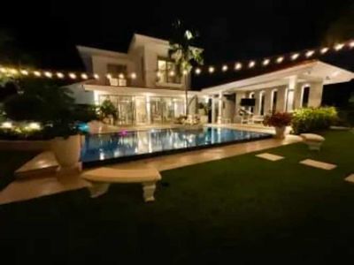 Vendo Hermosa Casa en Fairway Estates, Santa María.