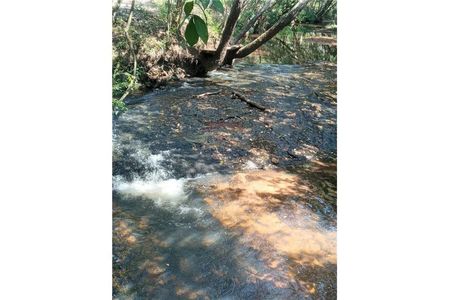 Vendo Hermoso Terreno con ARROYO Y QUINCHO !!