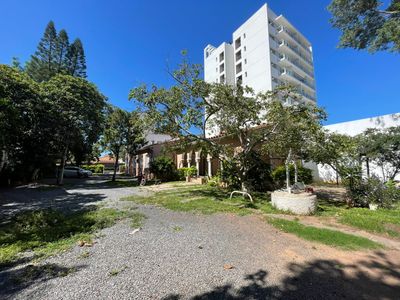 VENDO IMPORTANTE INMUEBLE SOBRE LA AVENIDA CARLOS ANTONIO LÓPEZ ZONA COORPORATIVA DE 1.600 MTS2 Foto 3 de 5