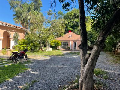 VENDO IMPORTANTE INMUEBLE SOBRE LA AVENIDA CARLOS ANTONIO LÓPEZ ZONA COORPORATIVA DE 1.600 MTS2 Foto 4 de 5