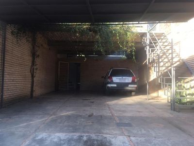 VENDO O ALQUILO TRIPLEX EN ASUNCIÓN VILLA AURELIA COD 4546