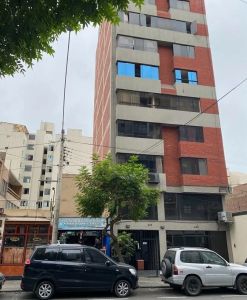 Vendo Oficina 4 Ambientes – 120m2 – Calle Berlin, Miraflores