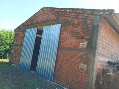 Vendo propiedad con deposito sobre Ruta 1 Carmen del Paraná. Nro. 12