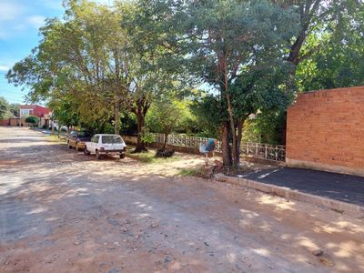 VENDO UNA CASA IDEAL PARA INVERSION !!O REFACCION ..EXCELENTE UBICACION !!