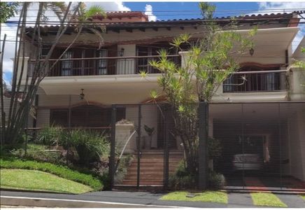 VENDO!. Hermosa casa en Bo. Manora. ASA