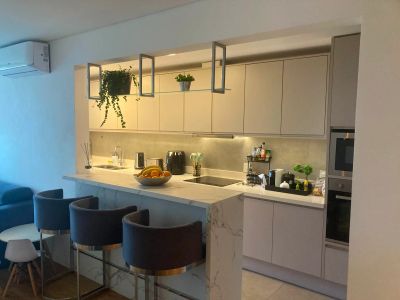 Venta Apartamento 3 0 2 Dormitorios, Verdenia, Próximo A La Zona De Colegios