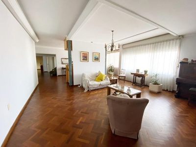 Venta apartamento 3 dormitorios con baño en suite, 4 terraz