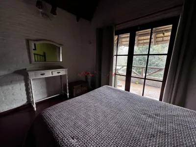 VENTA Casa 4 dormitorios 4 baños, toilette, parrillero, barbacoa, punta del estes