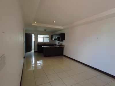 Venta de 2 Apartamentos en La Unión, Cartago.  Foto 6 de 10
