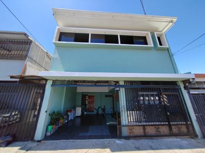 Venta de 4 Apartamentos en San Antonio, Alajuela.