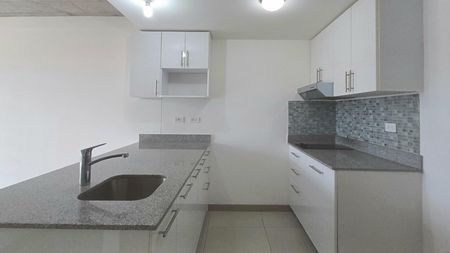 Venta de Apartamento en Granadilla de Curridabat.  Foto 5 de 10