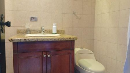 Venta de Apartamento en San Rafael de Escazú. RAH 26-55 Foto 5 de 10