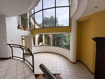 Venta de Casa +2 APTOS en La Unión, Cartago.  Foto 3 de 10