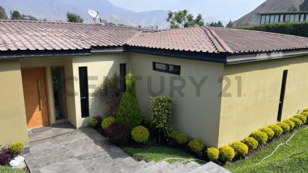 VENTA DE CASA CIENEGUILLA
