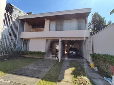 Venta de Casa en Alajuela Centro. RAH 23-567