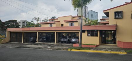 Venta de Casa en Granadilla de Curridabat. RAH 26-563