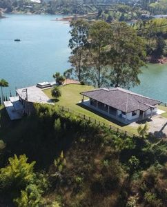 VENTA de CASA en GUATAPE, Guatapé