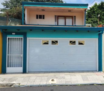  Venta de casa en La Granada, Los Lagos, Heredia.