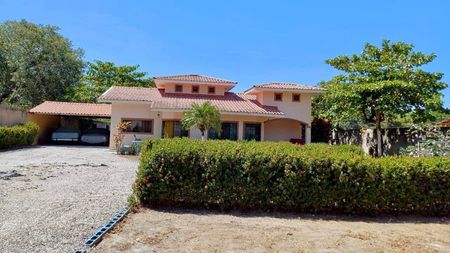 Venta de Casa en Liberia, Guanacaste. RAH 25-1677