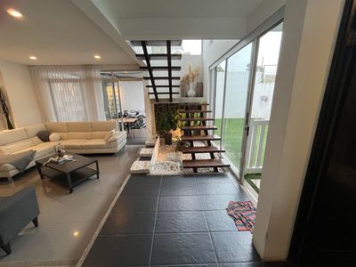 Venta de Casa en Montes de Oca, San José.  Foto 2 de 10