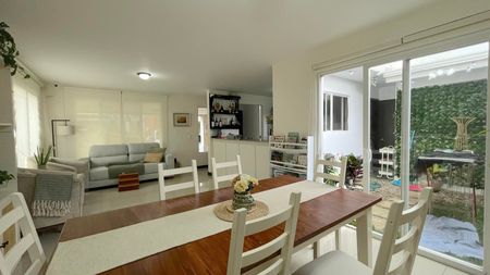 Venta de Casa en San Antonio de Escazú. RAH 26-370 Imagem 8 de 10