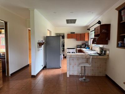 Venta de Casa en Santo Domingo de Heredia. RAH 26-428 Foto 4 de 10