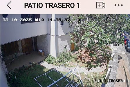 Venta de casa en zona privilegiada. Foto 2 de 7