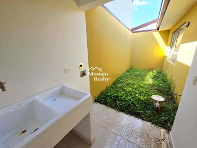 Venta de Casa nueva, entrega inmediata, 100% financiadas, Condominio Las Veredas,