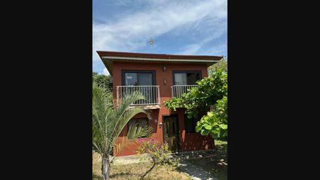 Venta de Casas de Playa en Puntarenas - Puntarenas