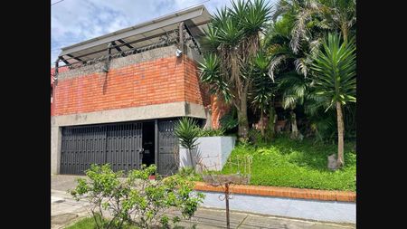 Venta de Casas en Calle blancos - Goicoechea