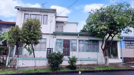 Venta de Casas en Catedral - San josé