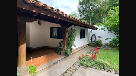 Venta de Casas en Escazú - Escazú Imagem 2 de 19