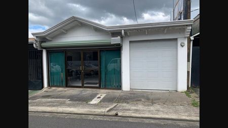 Venta de Casas en Mercedes - Heredia