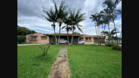 Venta de Casas en San joaquín - Flores