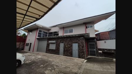 Venta de Edificios en Ipís - Goicoechea