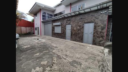 Venta de Edificios en Ipís - Goicoechea Foto 3 de 10