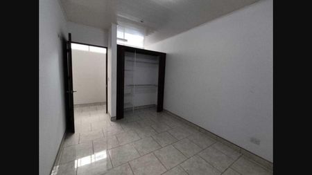 Venta de Edificios en Ipís - Goicoechea Foto 8 de 10