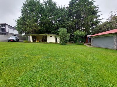 Venta de Finca + APTO,2 Ranchos y 2 Bodegas en San Rafael, Heredia. RAH 26-434