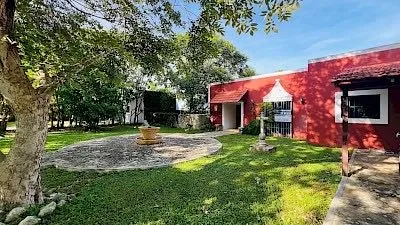 VENTA DE RESIDENCIA EN QUINTA BASPUL CHICXULUB PUEBLO YUCATA