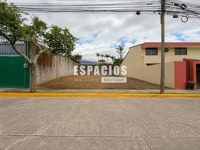 VENTA DE TERRENO EN ROHRMOSER
