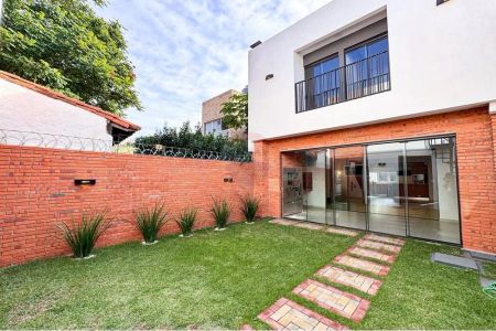 VENTA - DUPLEX - ASUNCIÓN