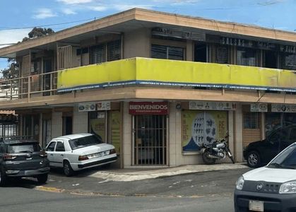 Venta Edificio Desamparados esquinero 2 plantas 7 oficinas